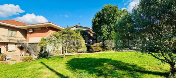 5 bedrooms Villa in Volpiano, Italy No. 374679 30