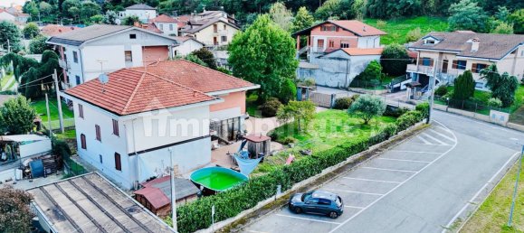 5 bedrooms Villa in Volpiano, Italy No. 374679 20