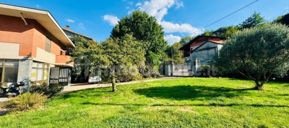 5 bedrooms Villa in Volpiano, Italy No. 374679 3