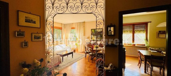 5 bedrooms Villa in Volpiano, Italy No. 374679 24