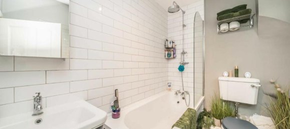 2 bedrooms House in Surbiton, United Kingdom No. 10233 12