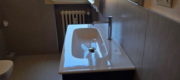 4 bedrooms Apartment in Pesaro, Italy No. 329951 11