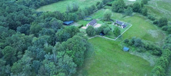 5 bedrooms House in La Fleche, France No. 190076 8