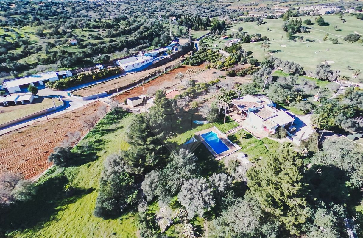 Casa de 3 dormitorios en Lagoa, Portugal No. 24927