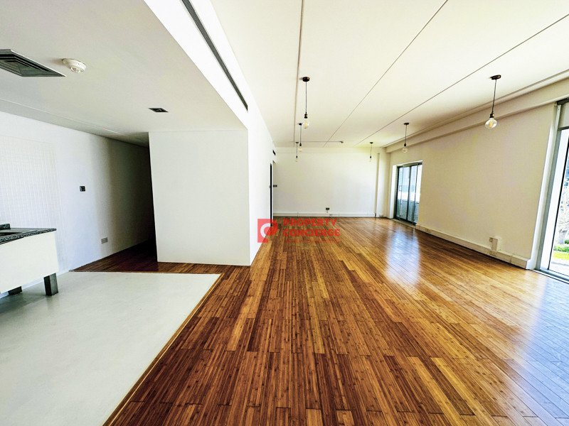 Büro in Dubai Media City, UAE 80m², Nr. 42645