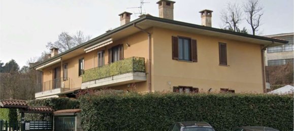 3غرفة شقة في Carate Brianza, Italy رقم 4091 10