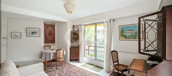 Studio in Paris, France No. 168861 2