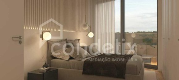 2 Schlafzimmer Wohnung in Porto, Portugal, Nr. 81803 4