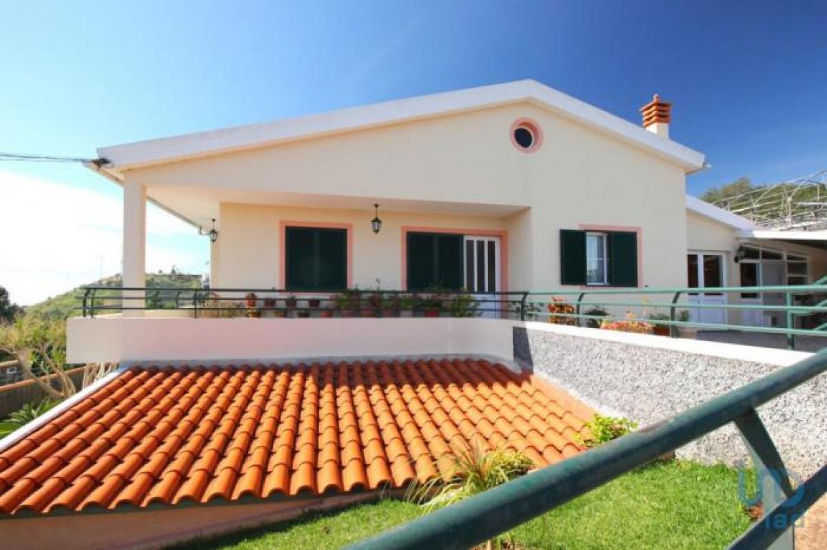 3 bedrooms House in Santa Cruz, Portugal No. 1169