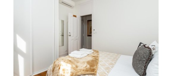 3 bedrooms Apartment in Lisbon, Portugal No. 106726 3