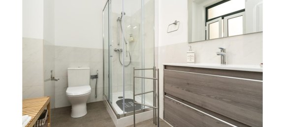 3 bedrooms Apartment in Lisbon, Portugal No. 106726 19