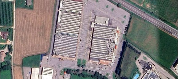 1 room Commercial property in Isola Rizza, Italy No. 264683 10