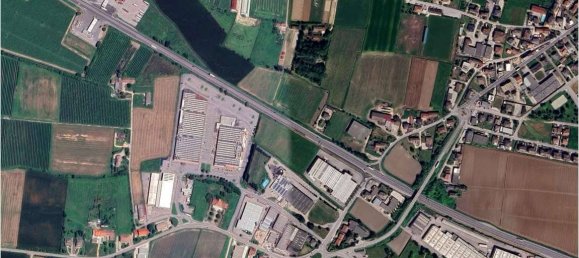 1 room Commercial property in Isola Rizza, Italy No. 264683 11