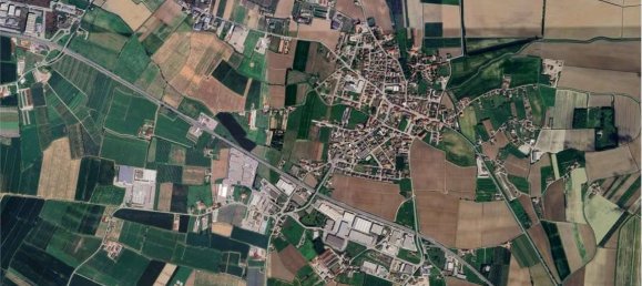 1 room Commercial property in Isola Rizza, Italy No. 264683 12