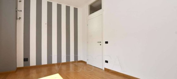 3 غرف نوم شقة في Milan, Italy رقم 323019 2