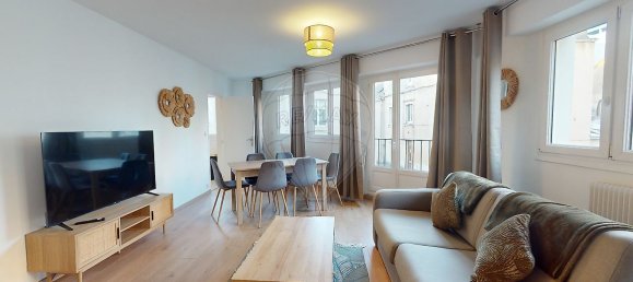 3 bedrooms Apartment in Orleans, France No. 160924 4