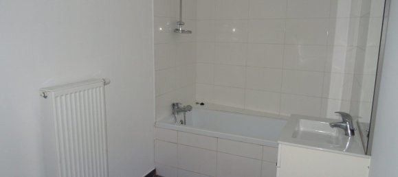 Apartamento de 3 dormitorios en Lille, France No. 76352 23
