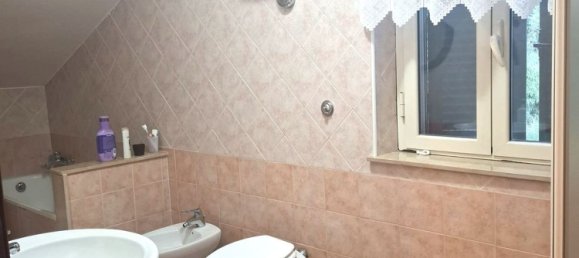 3 rooms Apartment in Vignanello, Italy No. 288556 5