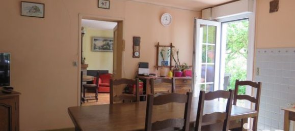 2 bedrooms House in Brionne, France No. 358956 4