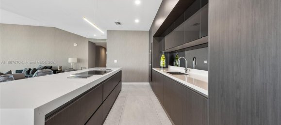 4 Schlafzimmer Gewerbliche Immobilien in Miami, USA, Nr. 614673 15