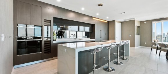 4 Schlafzimmer Gewerbliche Immobilien in Miami, USA, Nr. 614673 12
