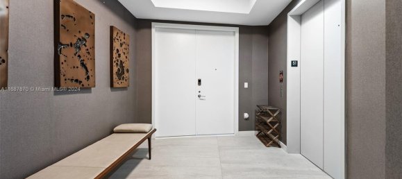 4 Schlafzimmer Gewerbliche Immobilien in Miami, USA, Nr. 614673 16