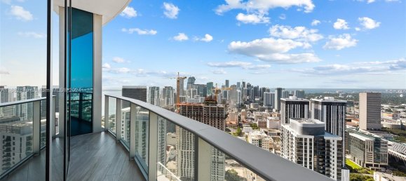 4 Schlafzimmer Gewerbliche Immobilien in Miami, USA, Nr. 614673 6