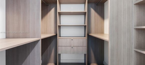 4 Schlafzimmer Gewerbliche Immobilien in Miami, USA, Nr. 614673 23