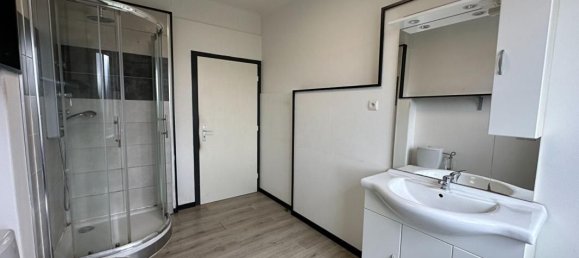 Apartamento de 4 dormitorios en Creutzwald, France No. 264860 7