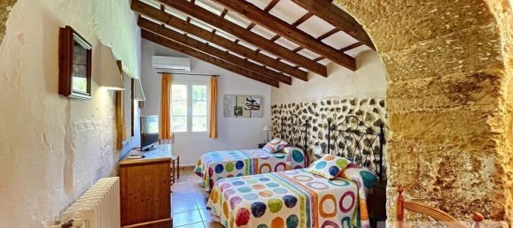 8 غرف نوم منزل في Menorca, Spain رقم 86524 52