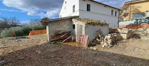 7 rooms House in Belmonte Piceno, Italy No. 167722 45