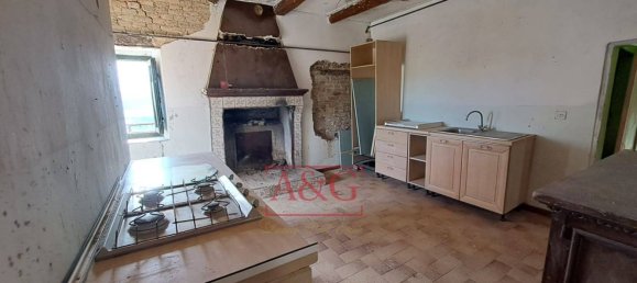 7 rooms House in Belmonte Piceno, Italy No. 167722 39