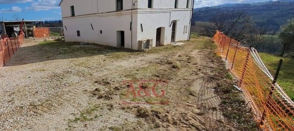 7 rooms House in Belmonte Piceno, Italy No. 167722 37
