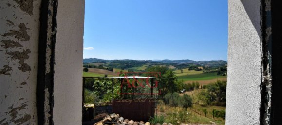 7 rooms House in Belmonte Piceno, Italy No. 167722 8