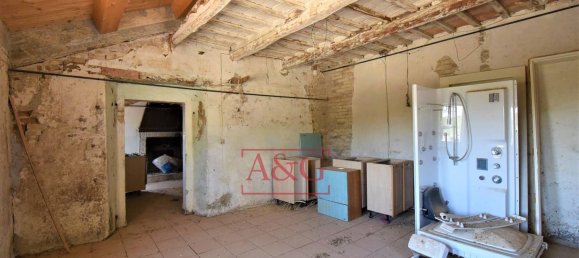 7 rooms House in Belmonte Piceno, Italy No. 167722 10