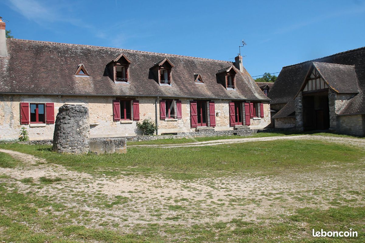 Casa T5 em Reignac-sur-Indre, France N.º 66849