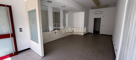 1-Zimmer Gewerbliche Immobilie in Eraclea, Italy, Nr. 285048 7