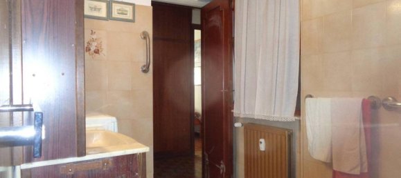 5 rooms Apartment in Rome, Italy No. 36640 55