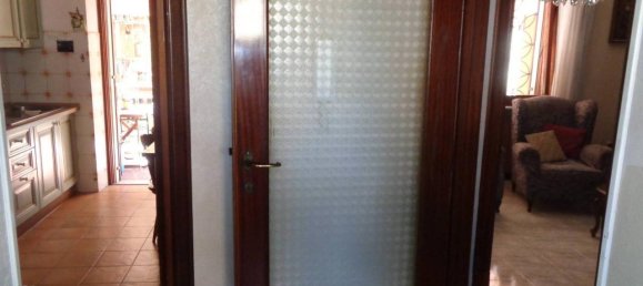 5 rooms Apartment in Rome, Italy No. 36640 7