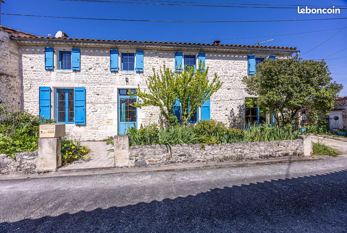Casa T4 em Charente-Maritime, France N.º 294128