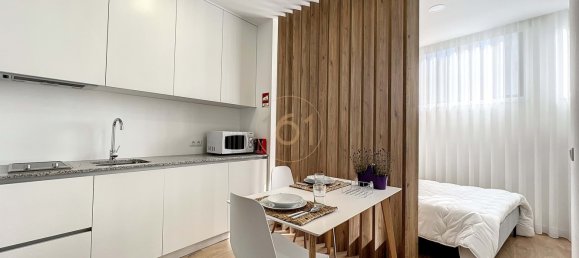 5 bedrooms Apartment in Porto, Portugal No. 123267 8