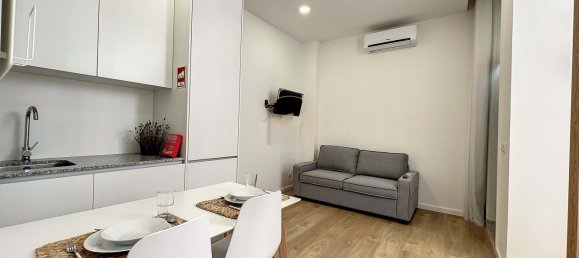 5 bedrooms Apartment in Porto, Portugal No. 123267 2