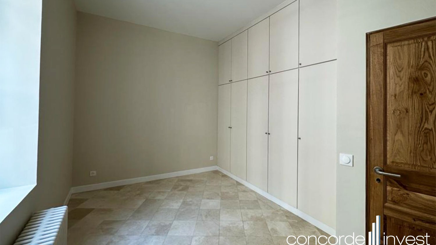 2 غرف نوم شقة في Saint-Germain-en-Laye, France رقم 141470