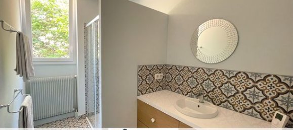 Casa de 5 dormitorios en Macon, France No. 355293 9