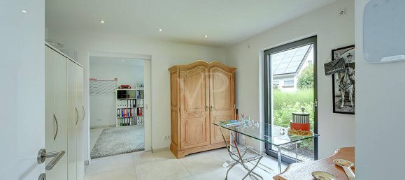 4 bedrooms Villa in Duisburg, Germany No. 325179 27