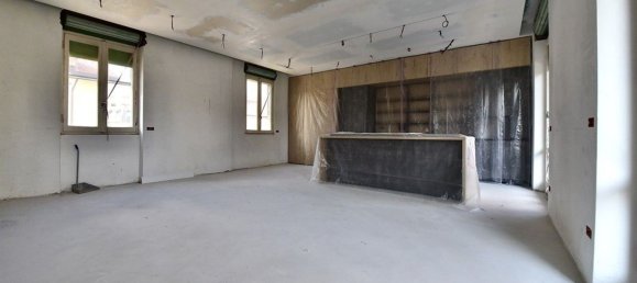 Casa de 4 divisões em Solaro, Italy N.º 167947 7