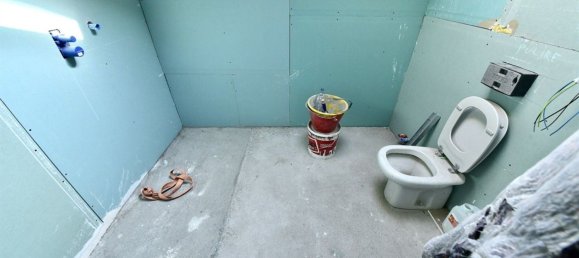 Casa de 4 divisões em Solaro, Italy N.º 167947 23