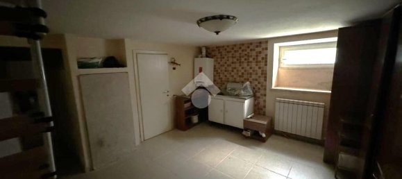 2 bedrooms Apartment in Avezzano, Italy No. 80177 16