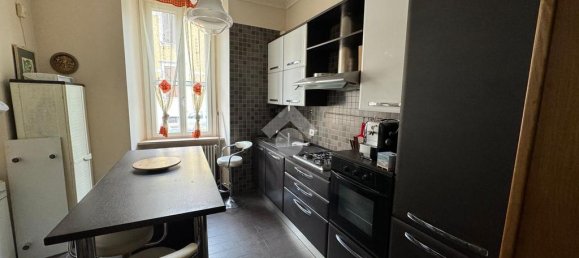 2 bedrooms Apartment in Avezzano, Italy No. 80177 2