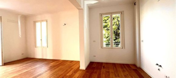 2غرفة شقة في Carpi, Italy رقم 61285 11